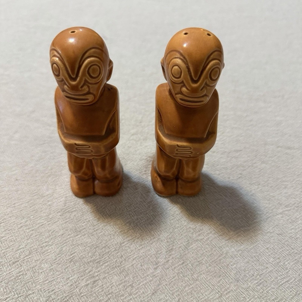 Trader Vic's Brown Ceramic Tiki Novelty Salt & Pepper Shaker Set, 2-Piece
